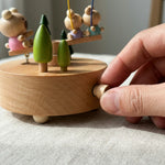 Boîte à Musique Personnalisée Prénom en Bois - Vignette | Royaume Montessori - Jouets Educatifs Montessori