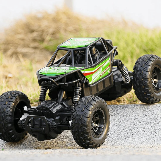 Jouet voiture escalade vert