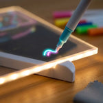 Lampe à Dessiner LED pour Enfant - Vignette | Royaume Montessori - Jouets Educatifs Montessori