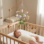 Mobile de lit bébé en bois, thème Animaux sauvages - Vignette | Royaume Montessori - Jouets Educatifs Montessori