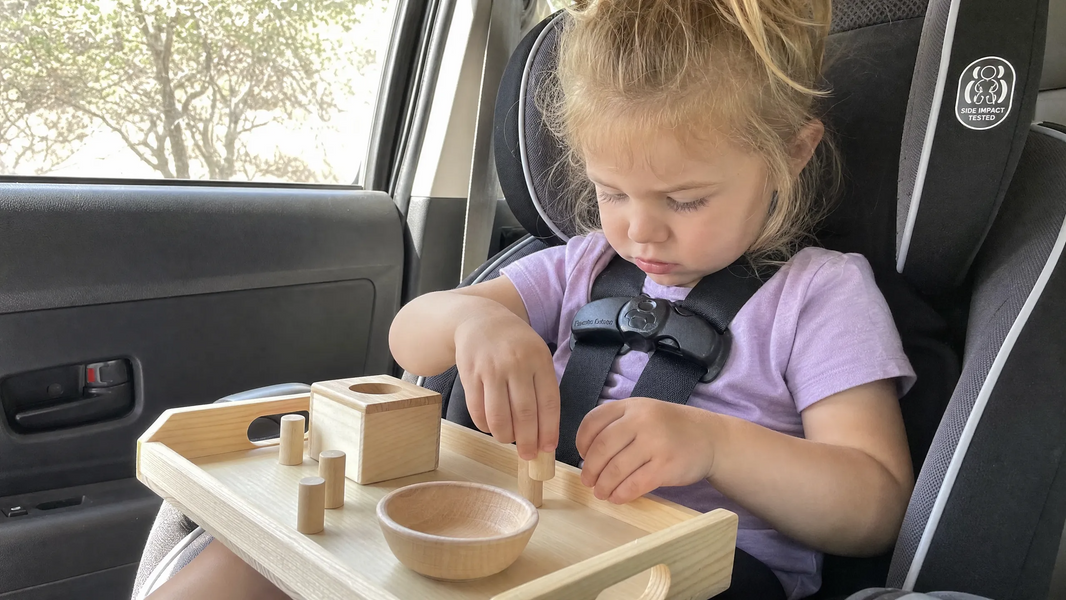Comment occuper son enfant en voiture sans écran ? 7 astuces Montessori