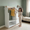 armoire-vestiaire-montessori-choisir-sa-robe-01 Armoire Vestiaire Montessori, Penderie Basse pour Enfant