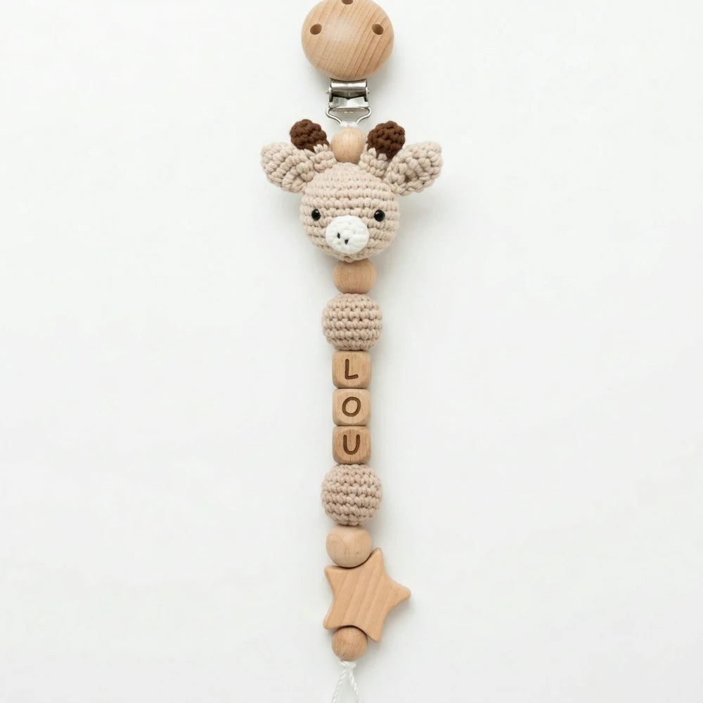 Attache tétine prénom personnalisée modèle faon, perles en bois gravées LOU