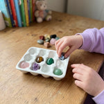 Calendrier de l'Avent Petit Géologue, 24 Pierres à Déterrer - Vignette | Royaume Montessori - Jouets Educatifs Montessori