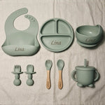 Coffret Repas Bébé Personnalisé au Prénom, 8 Pièces en Silicone - Vignette | Royaume Montessori - Jouets Educatifs Montessori