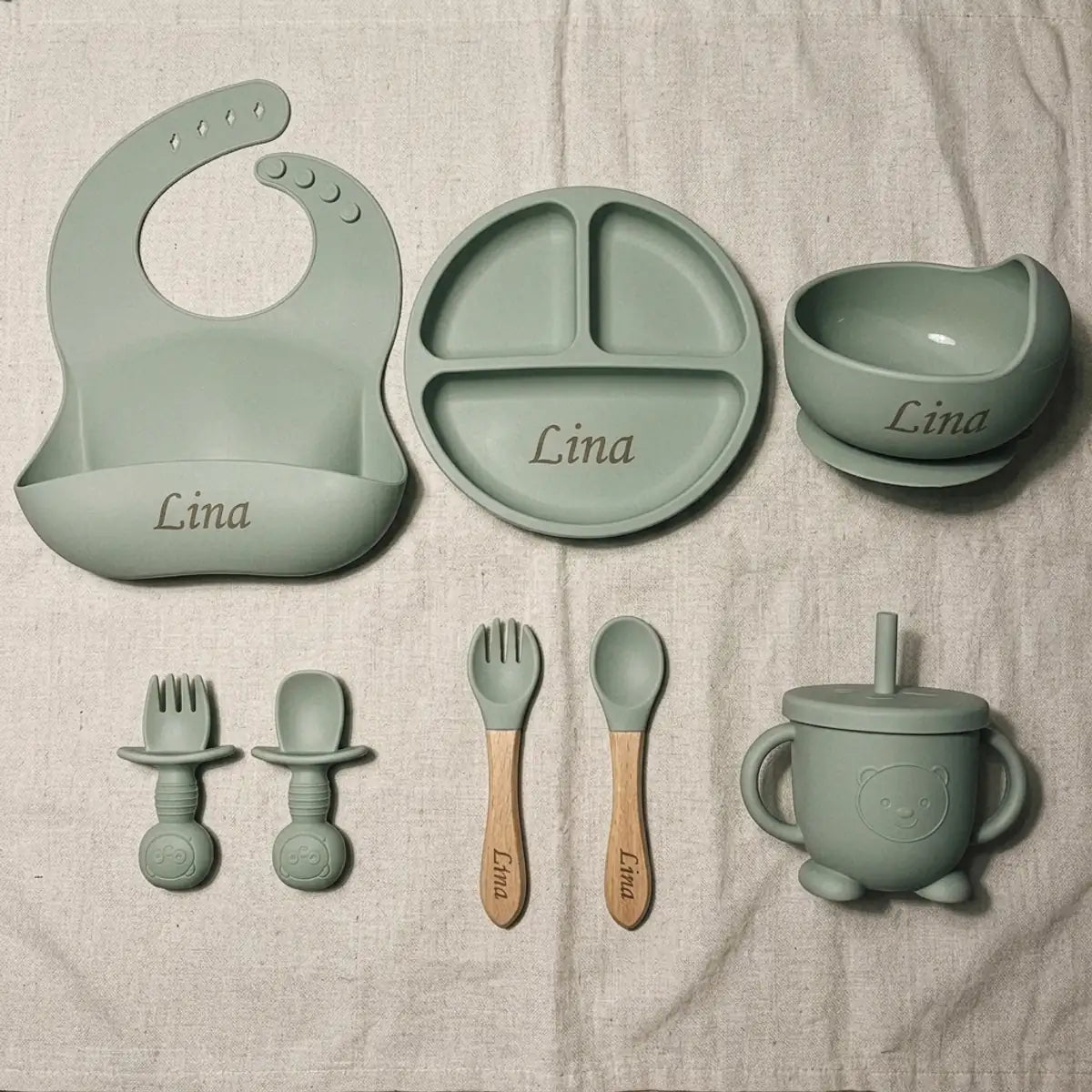 coffret-repas-silicone-personnalise-variante-vert-16 Coffret Repas Bébé Personnalisé au Prénom, 8 Pièces en Silicone