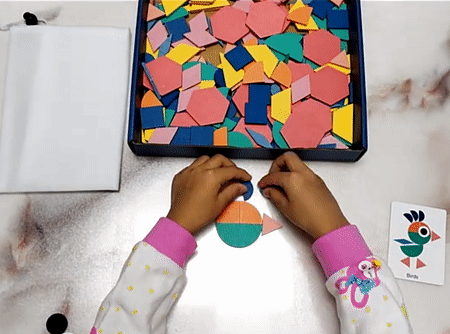 tangram montessori en forme géométrique en action