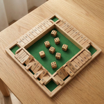 Vue de dessus du plateau de jeu Montessori Number Knockdown