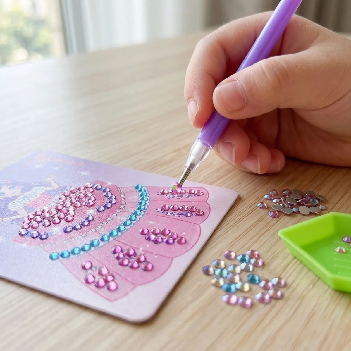 kit-diamond-painting-princesses-stylo-a-strass-05 Kit Peinture Diamant Enfant, Mallette Princesses à Strass
