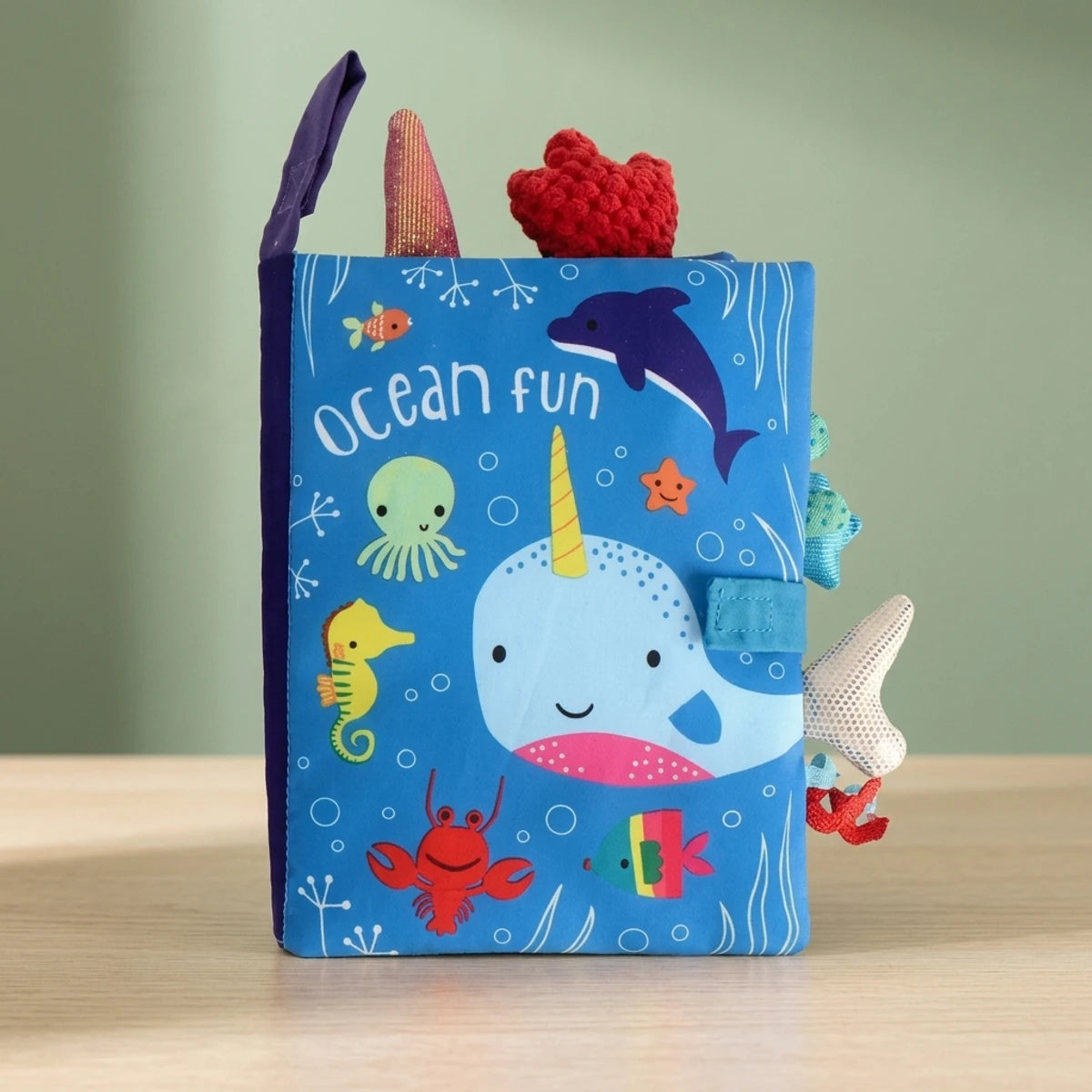 livre-eveil-tissu-bebe-variante-baleine-18 Livre sensoriel souple Montessori