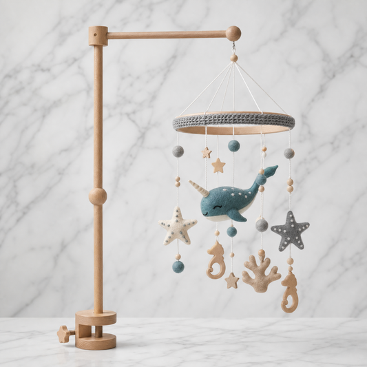 Mobile Bébé en Bois Style Océan en Feutrine