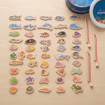 Vue d'ensemble du Jeu de Pêche Montessori en Bois avec 51 poissons et 3 cannes
