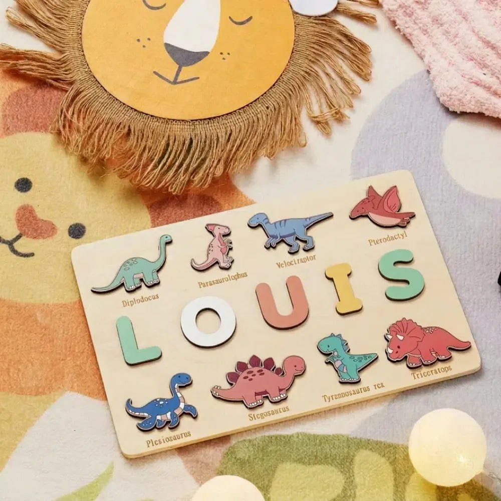 Puzzle prénom en bois personnalisé décor dinosaures, prénom Louis en lettres pastel