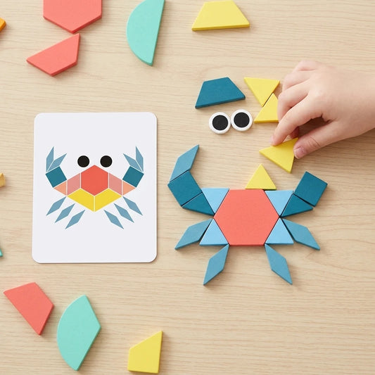 tangram-montessori-bois-demonstration-04_e9123b96-87f0-4f16-8ba5-cfe65cdfe39f Tangram Montessori en Bois 180 Pièces avec 24 Cartes Modèles
