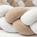 Braided Cot Bumper Beige and White - Vignette | Royaume Montessori - Jouets Educatifs Montessori